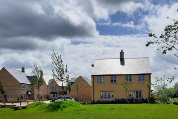 Flats in Maisey Mews, Ashton Keynes | Image 1