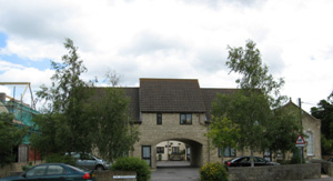 Flats & House in The Merchants, Luckington